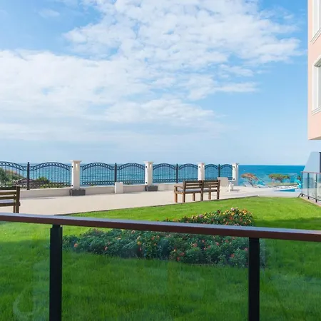 Casa Paradiso Lejlighedshotel