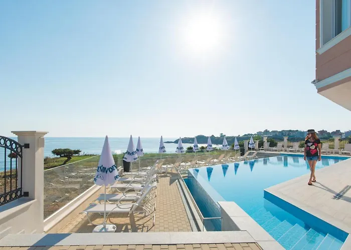 Casa Paradiso アパートホテル